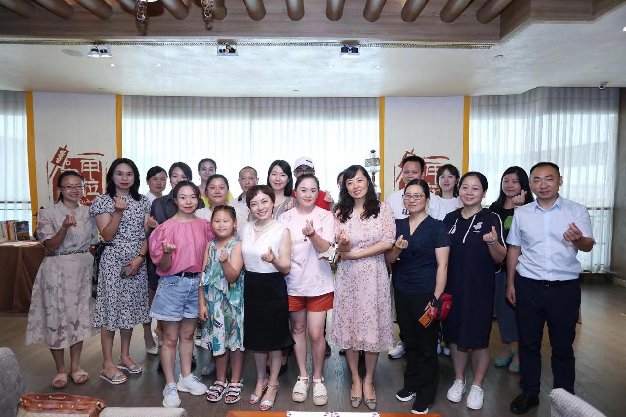 【培養面向未來的孩子】丹秋名師堂攜手成都農行、工行專場主題講座順利開講!